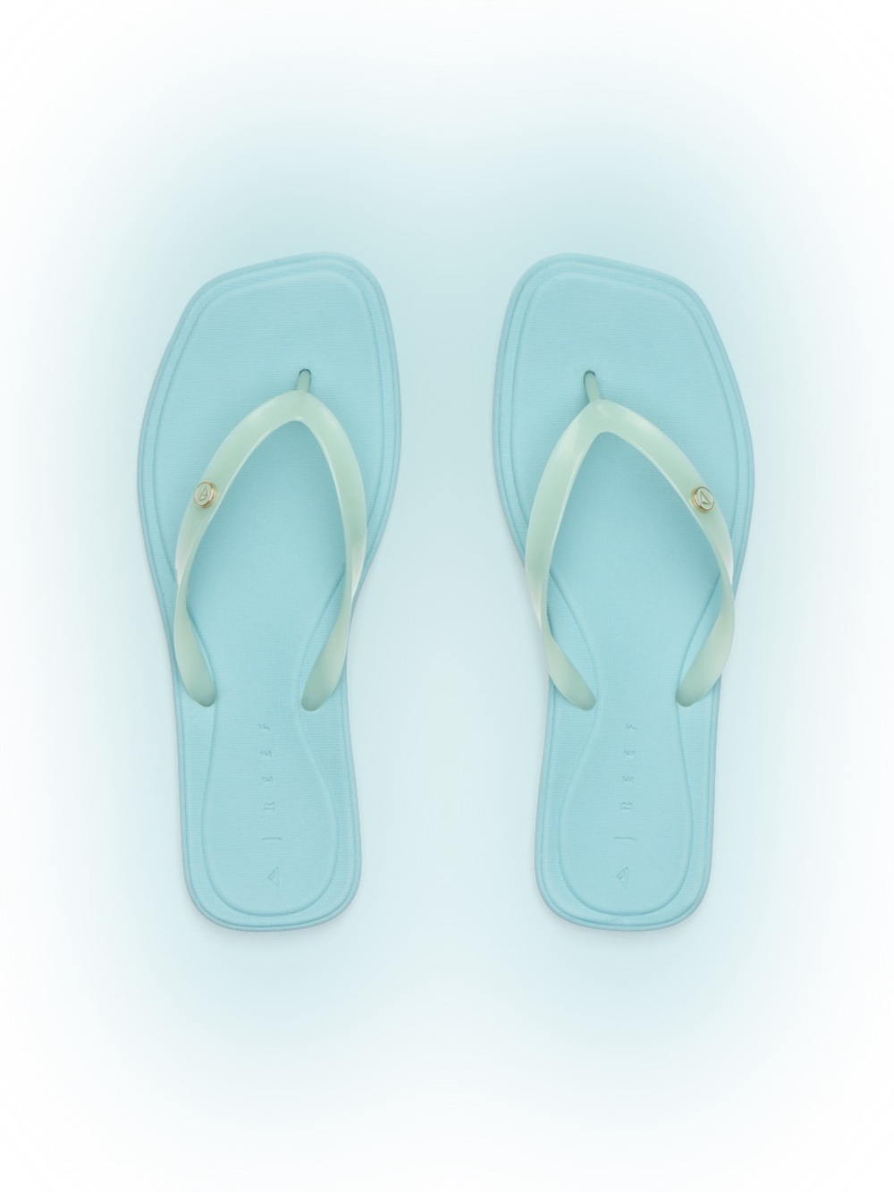 Reef Solaye Women's Water-Friendly Flip-Flops- 7 - Picture 2 of 12